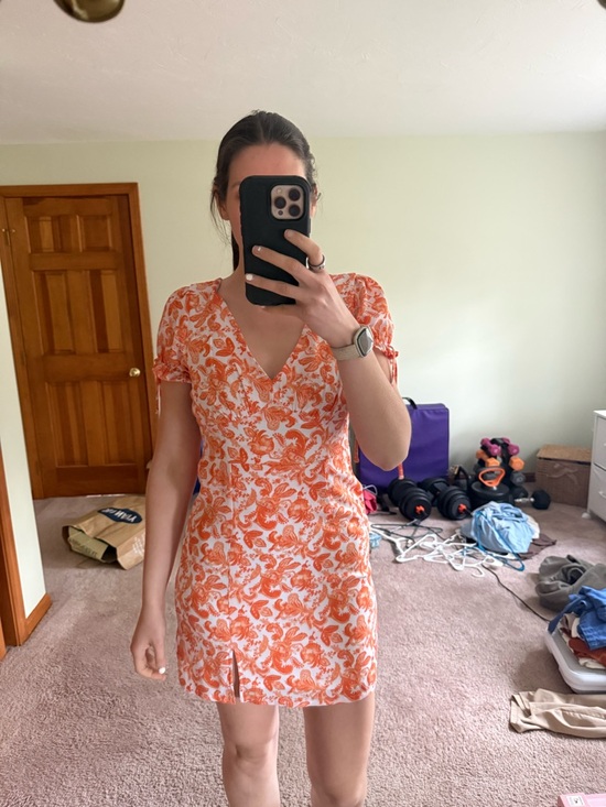 Francesca's Collections Dresses & Skirts - Francesca's Collections Orange Paisley V-Neck Mini Dress